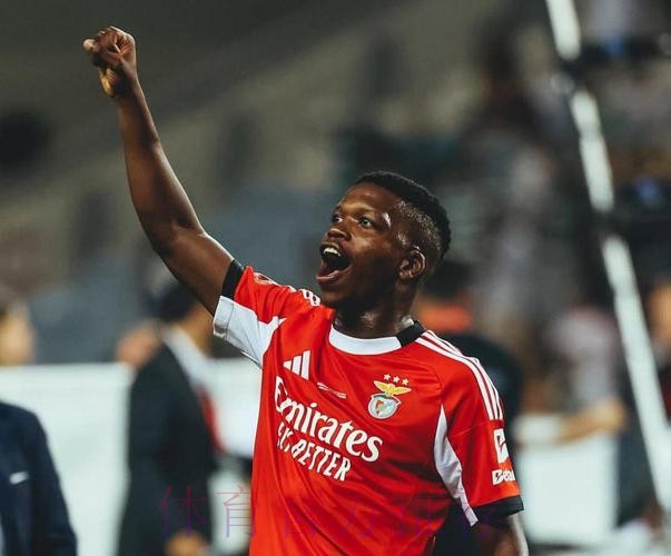 本菲卡不愿低价卖弗洛伦蒂诺-路易斯 米兰有意 本菲卡不愿低价卖弗洛伦蒂诺-路易斯 米兰有意